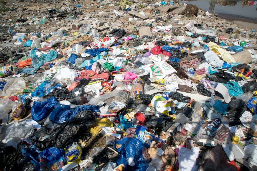 Denuncian presiones de las petroquímicas para frenar un acuerdo global sobre plásticos