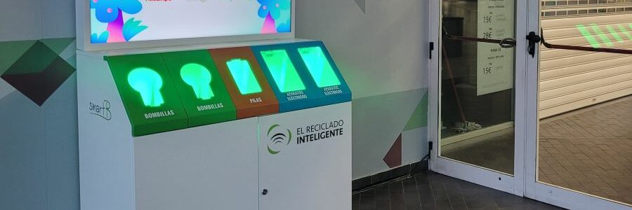 Alcampo instala contenedores inteligentes para el reciclaje de residuos electrónicos