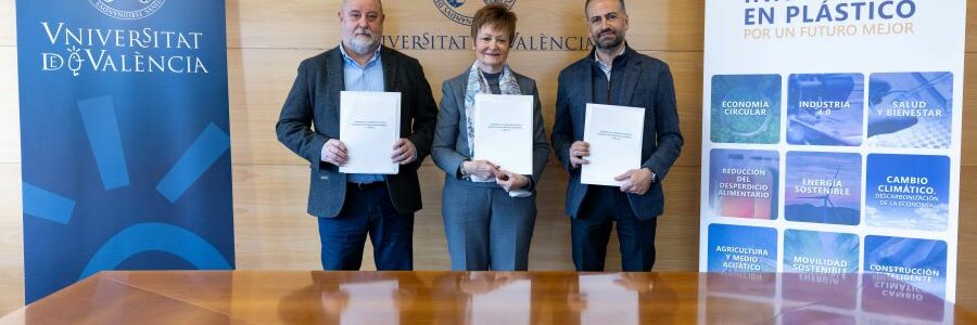 AIMPLAS y la Universitat de València ponen en marcha una Cátedra para impulsar la sostenibilidad en el sector del plástico