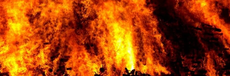 Alianza Verde pide al Gobierno una investigación exhaustiva sobre la proliferación de incendios en plantas de reciclaje