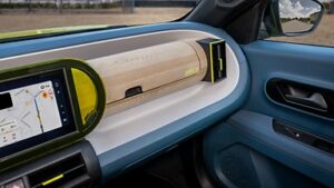 Materiales reciclados de briks en el interior del Fiat Garnde Panda