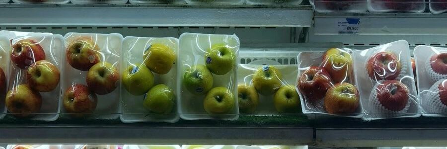 Un estudio detecta plastificantes en el 85% de los alimentos analizados