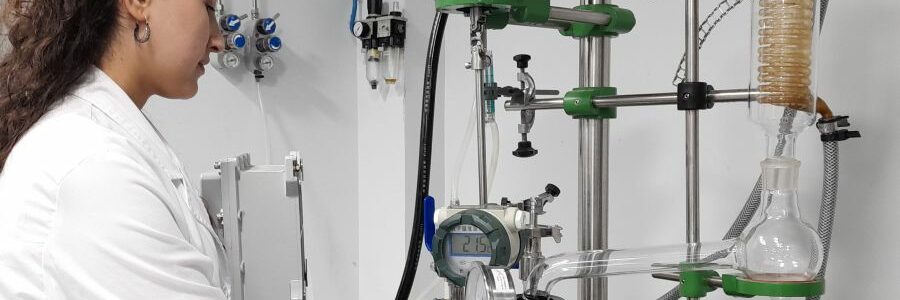 El proyecto COMPLESOLV desarrolla nuevas tecnologías de reciclaje químico de plásticos complejos