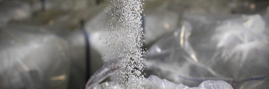 Plastiverd lanza el primer pellet de PET reciclado químicamente producido en España