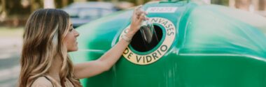 Los españoles “relajan” sus hábitos de reciclaje durante las vacaciones