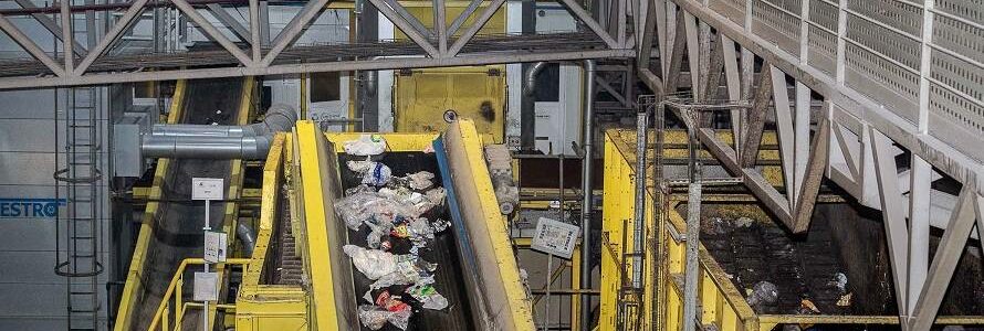 Zaragoza invertirá 1,2 millones para mejorar la clasificación de residuos del CTRUZ