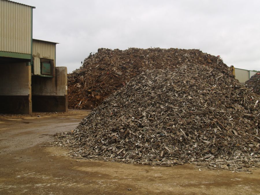 El plan de la UE para asegurar las materias primas creíticas y su impacto en el sector del reciclaje