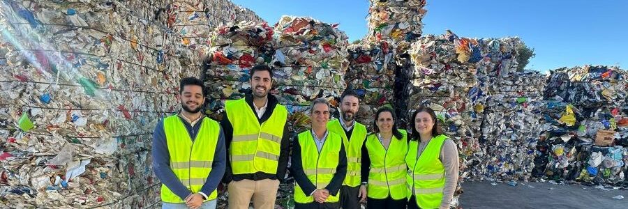 El sector español del reciclaje de plásticos resiste, pero avisa: “El margen se acaba”