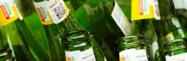 La industria británica de bebidas pide a Gales que acelere el SDDR y alerta del impacto de incluir el vidrio