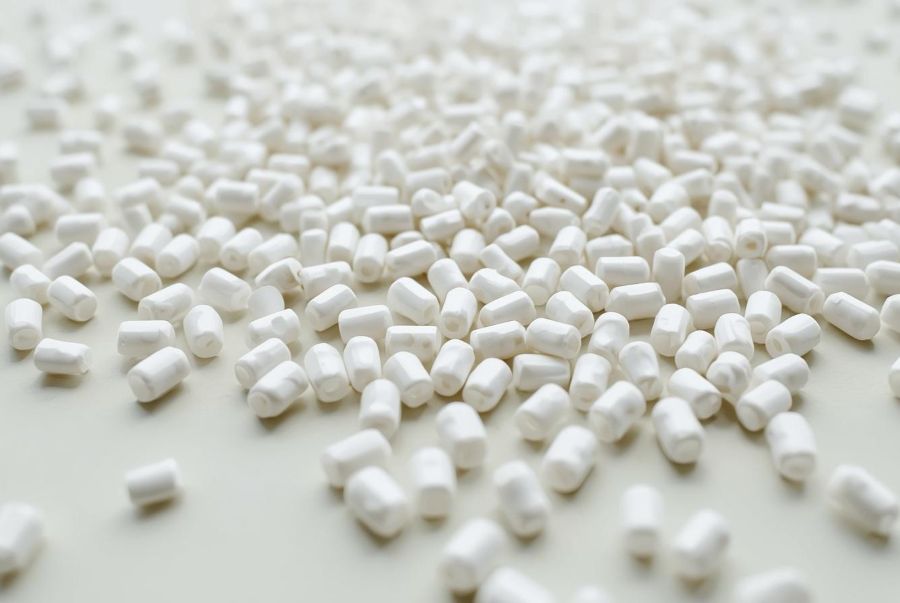 Pélets de plástico