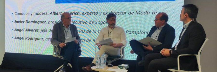 Javier Domínguez destaca en Almería la apuesta de Sogama por el reciclaje del residuo textil