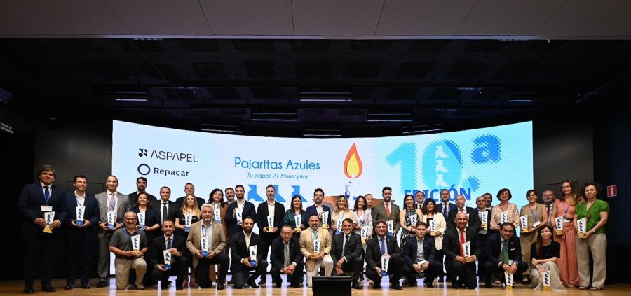 Las Pajaritas Azules reconocen la excelencia en el reciclaje de papel y cartón