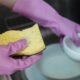Tu esponja de cocina también libera microplásticos