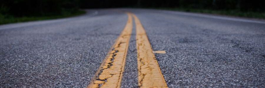 Hawái estudia incorporar plásticos reciclados y redes de pesca desechadas en la fabricación de carreteras
