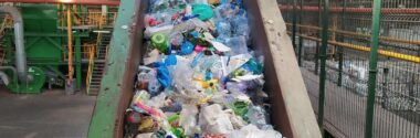 La UE pone en marcha las nuevas reglas para envases y residuos de envases, con restricciones a los PFAS