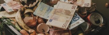 El MITECO incide en el coste económico de no separar los residuos en casa