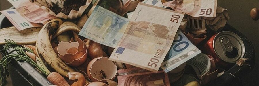 El MITECO incide en el coste económico de no separar los residuos en casa