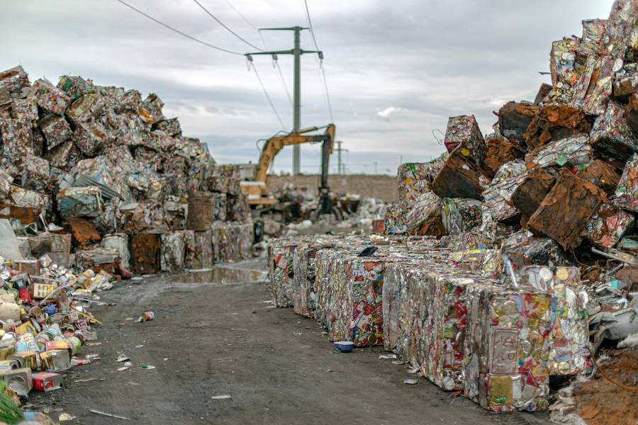 La CE plantea limitar las exportaciones de metales reciclables
