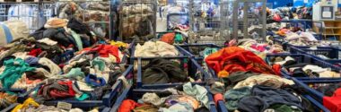El sector de la economía social alerta del riesgo de pérdida de capacidad de recogida y reutilización textil durante la transición a la RAP