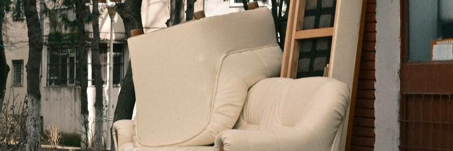 Un proyecto en Gipuzkoa combina reutilización de muebles e inclusión social