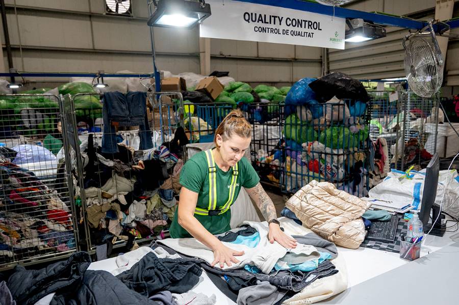 Las etiquetas de la ropa usada