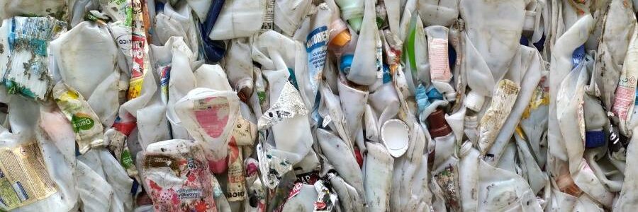 Cada europeo genera casi 36 kg de residuos de envases plásticos al año, de los que menos de la mitad se reciclan