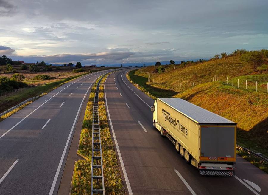Cataluña adapta la documentación para el traslado de residuos por carretera